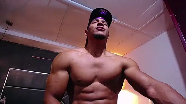 Snapshot of teddyfit19cm chatting on February 20, 2026, 1:57 pm teddyfit19cm online show from February 20, 2026, 1:57 pm