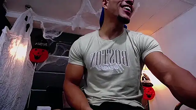 Snapshot of teddyfit19cm chatting on November 3, 2025, 1:58 pm teddyfit19cm online show from November 3, 2025, 1:58 pm