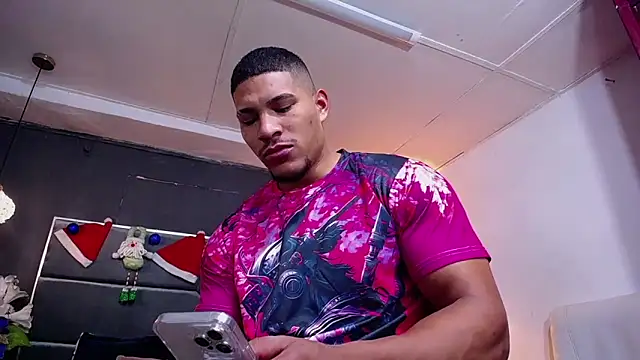 Snapshot of teddyfit19cm chatting on December 3, 2025, 1:10 pm teddyfit19cm online show from December 3, 2025, 1:10 pm