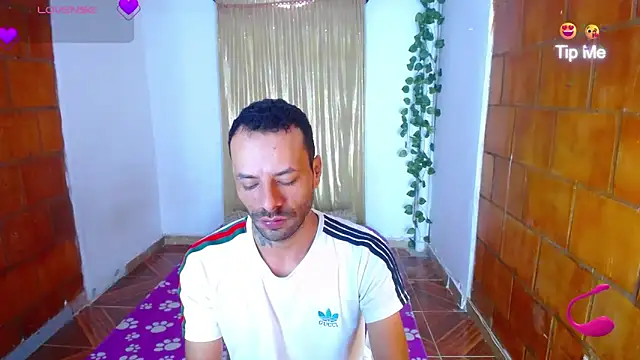 Snapshot of SexyKataShow chatting on March 16, 2026, 3:04 pm SexyKataShow online show from March 16, 2026, 3:04 pm