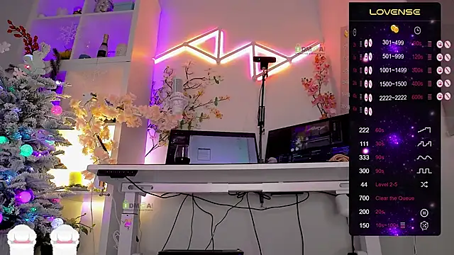 Snapshot of Elena-Marilyn chatting on January 14, 2026, 9:07 pm Elena-Marilyn online show from January 14, 2026, 9:07 pm