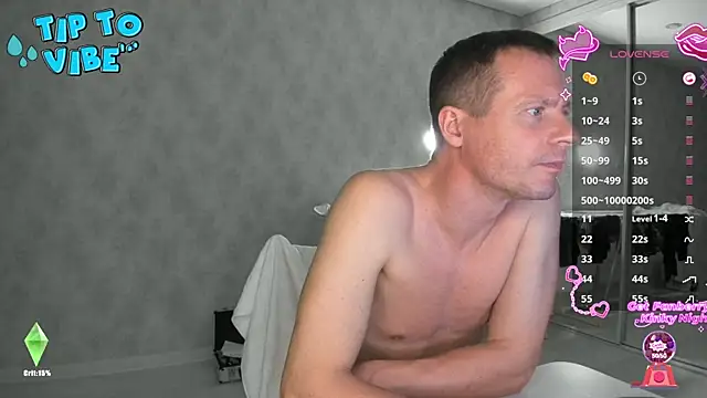 Snapshot of Smallnipples chatting on April 27, 2026, 4:27 pm Smallnipples online show from April 27, 2026, 4:27 pm