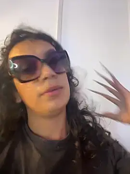 LaColorina  online show from February 28, 2026, 11:59 pm