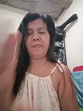 Snapshot of TropicalFlower chatting on May 24, 2026, 11:26 pm TropicalFlower online show from May 24, 2026, 11:26 pm