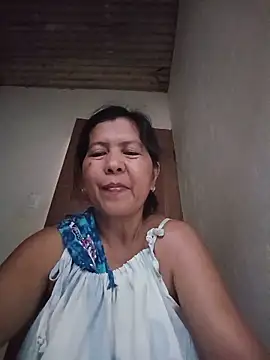 Snapshot of TropicalFlower chatting on May 22, 2026, 9:18 am TropicalFlower online show from May 22, 2026, 9:18 am