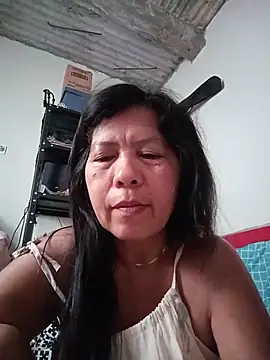 Snapshot of TropicalFlower chatting on May 25, 2026, 11:58 pm TropicalFlower online show from May 25, 2026, 11:58 pm