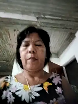 TropicalFlower online show from November 16, 2025, 9:41 pm