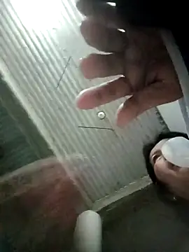 TropicalFlower online show from March 22, 2026, 9:33 am