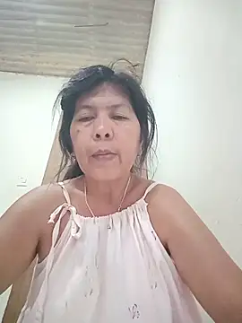 Snapshot of TropicalFlower chatting on May 29, 2026, 1:44 am TropicalFlower online show from May 29, 2026, 1:44 am