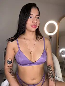 Snapshot of Veronica_ar chatting on June 27, 2026, 3:45 am Veronica ar online show from June 27, 2026, 3:45 am