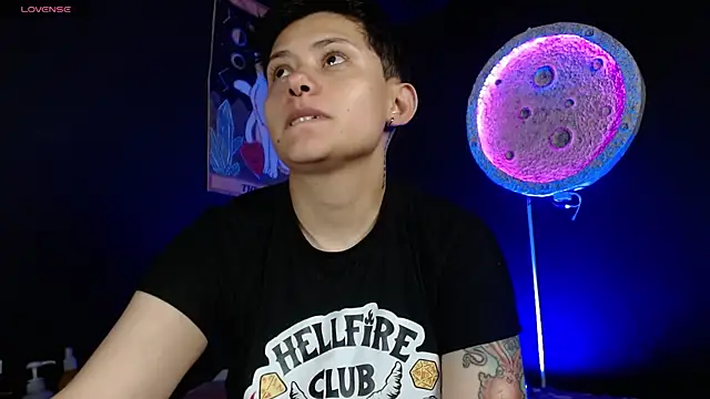 girl intense444 online show from March 31, 2026, 1:02 pm