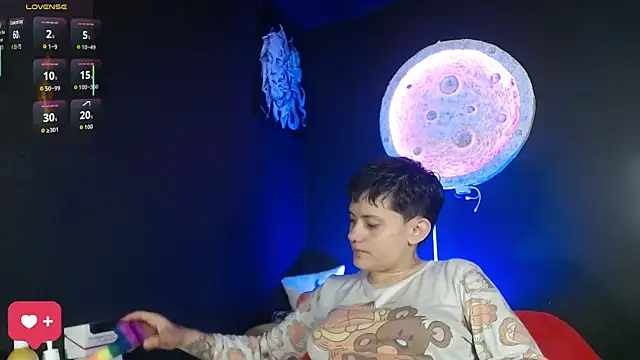 Snapshot of girl_intense444 chatting on September 10, 2025, 12:59 pm girl intense444 online show from September 10, 2025, 12:59 pm