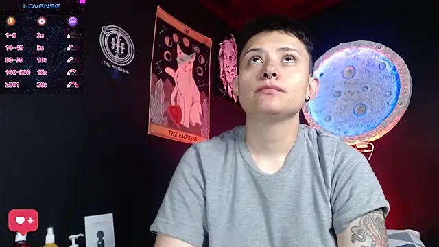 Snapshot of girl_intense444 chatting on July 5, 2026, 1:07 pm girl intense444 online show from July 5, 2026, 1:07 pm