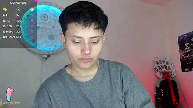 Snapshot of girl_intense444 chatting on March 5, 2025, 4:24 pm girl intense444 online show from March 5, 2025, 4:24 pm