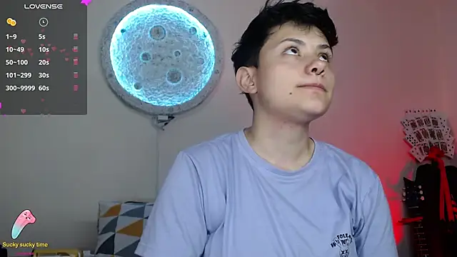 Snapshot of girl_intense444 chatting on March 15, 2025, 8:10 pm girl intense444 online show from March 15, 2025, 8:10 pm