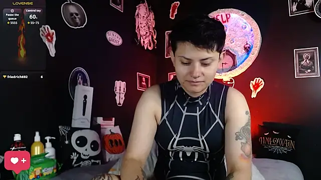 Snapshot of girl_intense444 chatting on October 17, 2025, 12:51 pm girl intense444 online show from October 17, 2025, 12:51 pm