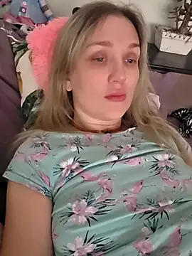 Snapshot of ModelEva chatting on April 2, 2026, 11:50 am ModelEva online show from April 2, 2026, 11:50 am