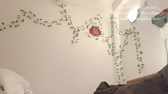 Snapshot of Hairy_Coraline chatting on April 4, 2026, 10:55 am Hairy Coraline online show from April 4, 2026, 10:55 am