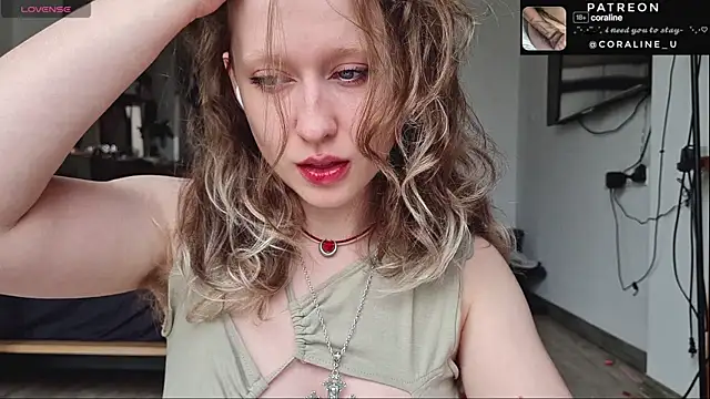 Snapshot of Hairy_Coraline chatting on January 14, 2025, 7:59 am Hairy Coraline online show from January 14, 2025, 7:59 am