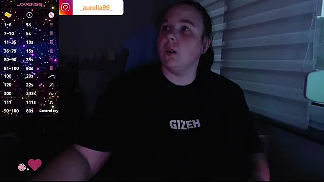 Snapshot of AureliaWinter chatting on July 31, 2026, 7:33 pm AureliaWinter online show from July 31, 2026, 7:33 pm