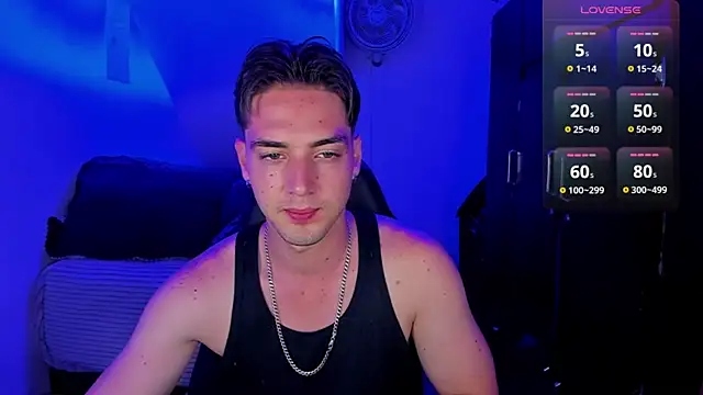 Snapshot of Alex_smith00 chatting on February 22, 2025, 1:44 am Alex smith00 online show from February 22, 2025, 1:44 am