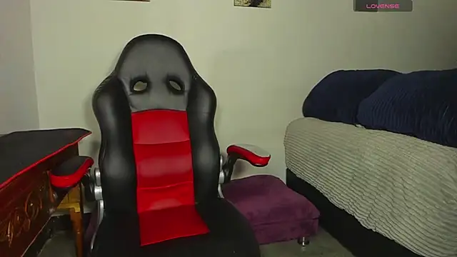 Snapshot of Alex_smith00 chatting on March 14, 2025, 12:54 am Alex smith00 online show from March 14, 2025, 12:54 am