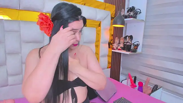 Snapshot of bigass_monic chatting on November 8, 2025, 3:43 am bigass monic online show from November 8, 2025, 3:43 am