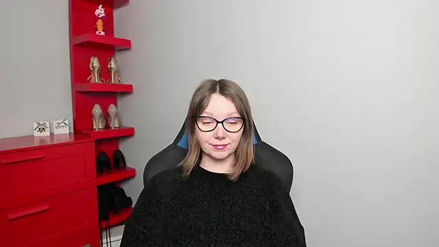 Snapshot of Cookie_zoe chatting on February 18, 2026, 6:33 am Cookie zoe online show from February 18, 2026, 6:33 am