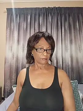 Snapshot of Hotgrannyx chatting on June 21, 2026, 5:30 pm Hotgrannyx online show from June 21, 2026, 5:30 pm