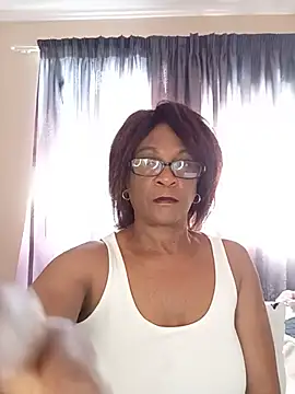 Snapshot of Hotgrannyx chatting on July 9, 2026, 11:42 am Hotgrannyx online show from July 9, 2026, 11:42 am