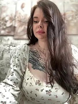 Snapshot of MommyDimitrescu_ chatting on February 22, 2025, 6:28 am MommyDimitrescu online show from February 22, 2025, 6:28 am