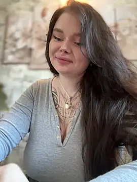 Snapshot of MommyDimitrescu_ chatting on December 19, 2024, 7:07 am MommyDimitrescu online show from December 19, 2024, 7:07 am