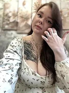 Snapshot of MommyDimitrescu_ chatting on March 16, 2025, 7:26 am MommyDimitrescu online show from March 16, 2025, 7:26 am