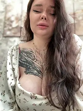 Snapshot of MommyDimitrescu_ chatting on March 13, 2025, 6:48 am MommyDimitrescu online show from March 13, 2025, 6:48 am