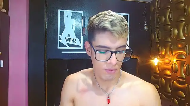 Snapshot of angel_sexyevil chatting on March 19, 2025, 12:23 pm angel sexyevil online show from March 19, 2025, 12:23 pm