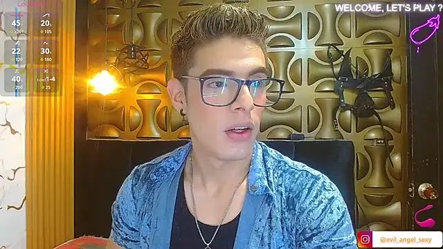 Snapshot of angel_sexyevil chatting on November 22, 2025, 12:37 pm angel sexyevil online show from November 22, 2025, 12:37 pm