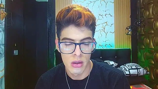 Snapshot of angel_sexyevil chatting on October 18, 2025, 12:18 pm angel sexyevil online show from October 18, 2025, 12:18 pm