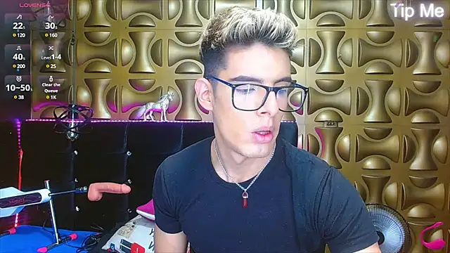 Snapshot of angel_sexyevil chatting on March 15, 2025, 12:24 pm angel sexyevil online show from March 15, 2025, 12:24 pm