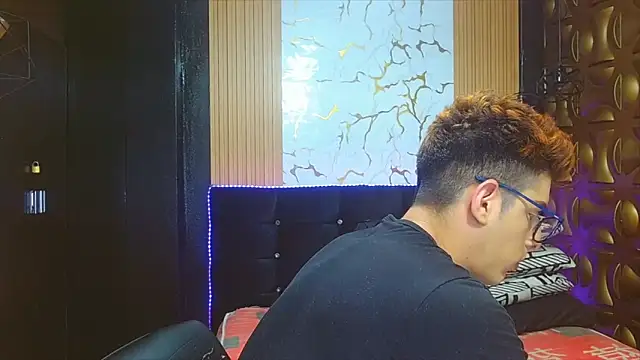 Snapshot of angel_sexyevil chatting on October 1, 2025, 12:20 pm angel sexyevil online show from October 1, 2025, 12:20 pm