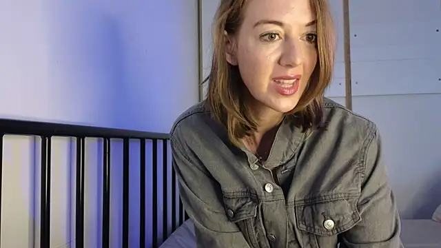 TopsyWilde online show from March 28, 2026, 10:05 am