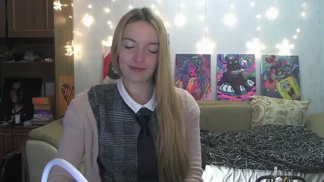 SecretSophia online show from January 9, 2025, 5:33 pm