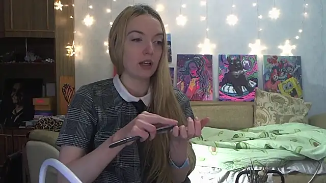 SecretSophia online show from January 13, 2025, 12:35 pm