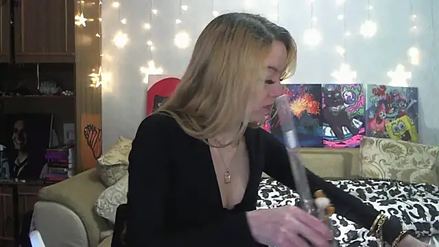 SecretSophia online show from January 25, 2025, 7:18 pm