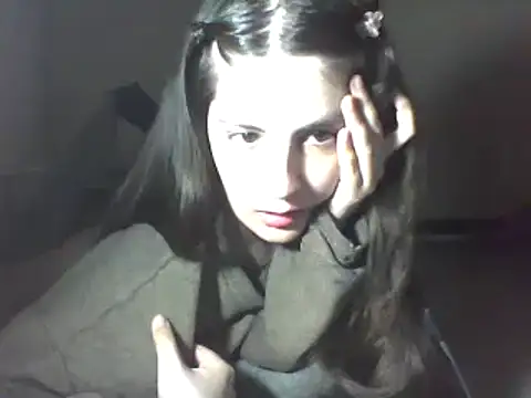 Snapshot of Insomniacl chatting on January 18, 2025, 5:20 am Insomniacl online show from January 18, 2025, 5:20 am