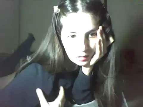 Snapshot of Insomniacl chatting on March 18, 2025, 3:12 am Insomniacl online show from March 18, 2025, 3:12 am