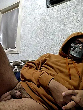 Snapshot of HardestPepe chatting on December 4, 2025, 3:05 am HardestPepe online show from December 4, 2025, 3:05 am