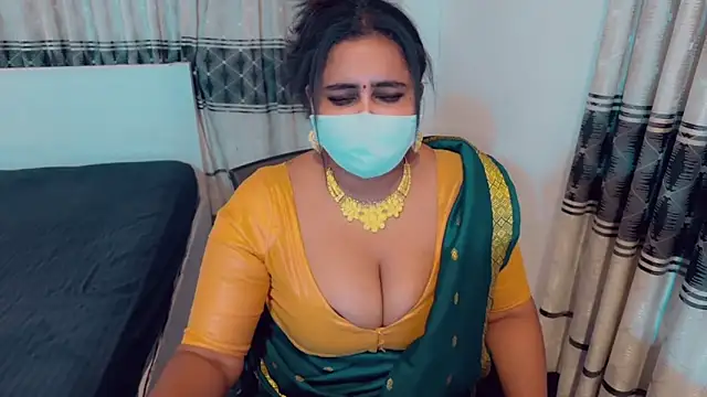 Snapshot of SonY_CaM chatting on April 15, 2026, 7:58 pm SonY CaM online show from April 15, 2026, 7:58 pm