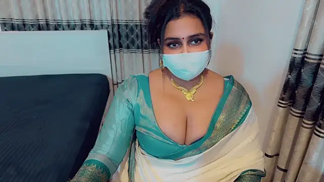 Snapshot of SonY_CaM chatting on May 12, 2026, 5:30 pm SonY CaM online show from May 12, 2026, 5:30 pm