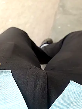 Deluxe dick online show from November 29, 2025, 4:12 am