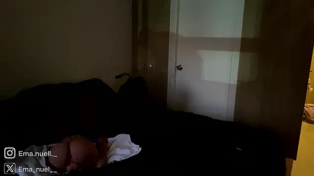 Snapshot of Emanuell__ chatting on June 24, 2026, 9:56 pm Emanuell online show from June 24, 2026, 9:56 pm